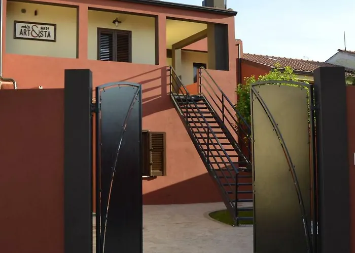 Artista Bed & Breakfast 3*